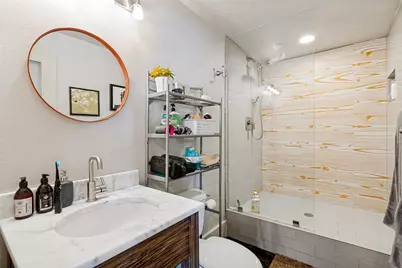 215 N Walton Street #1, Dallas, TX 75226 - Photo 11