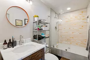 215 N Walton St, Dallas, TX 75226 - Photo 11
