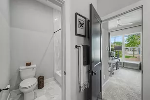1209 Hilltop Dr, Grapevine, TX 76051 - Photo 39