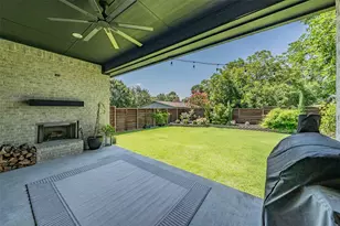 1209 Hilltop Dr, Grapevine, TX 76051 - Photo 3