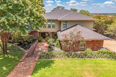 1406 Riverview Drive, Arlington, TX 76012 - Photo 5
