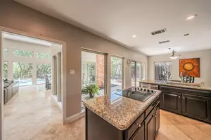 1406 Riverview Dr, Arlington, TX 76012 - Photo 11