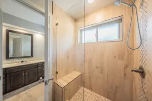 1406 Riverview Dr, Arlington, TX 76012 - Photo 25