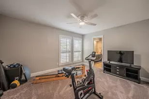 1406 Riverview Dr, Arlington, TX 76012 - Photo 23