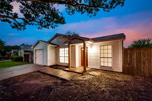 2315 Sunflower Dr, Arlington, TX 76014 - Photo 1