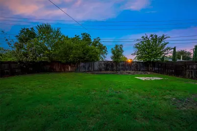 2315 Sunflower Drive, Arlington, TX 76014 - Photo 23