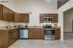 2315 Sunflower Dr, Arlington, TX 76014 - Photo 3