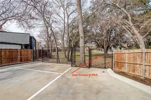 408 Foch St, Fort Worth, TX 76107 - Photo 9