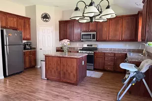 224 Spring Hollow Dr, Saginaw, TX 76131 - Photo 9
