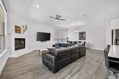 12728 Royal Oaks Lane, Farmers Branch, TX 75234 - Photo 9