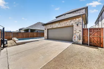12728 Royal Oaks Lane, Farmers Branch, TX 75234 - Photo 37