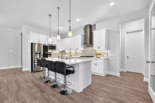 12728 Royal Oaks Ln, Farmers Branch, TX 75234 - Photo 3