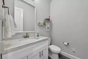 12728 Royal Oaks Ln, Farmers Branch, TX 75234 - Photo 21