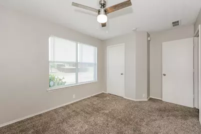 1600 Shady Shores Drive, Glenn Heights, TX 75154 - Photo 13
