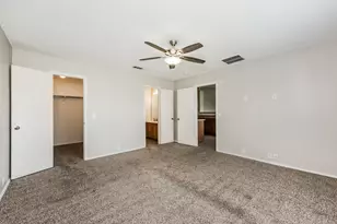 1600 Shady Shores Dr, Glenn Heights, TX 75154 - Photo 9