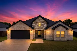 2107 Cole St, Mabank, TX 75147 - Photo 1