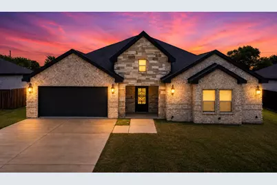 2107 Cole Street, Mabank, TX 75147 - Photo 1