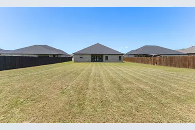 2107 Cole Street, Mabank, TX 75147 - Photo 31