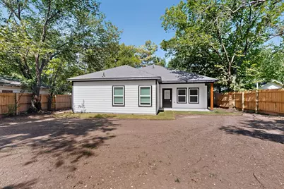 724 N Clements Street, Gainesville, TX 76240 - Photo 37