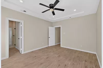 724 N Clements Street, Gainesville, TX 76240 - Photo 23