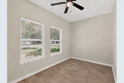 724 N Clements Street, Gainesville, TX 76240 - Photo 29