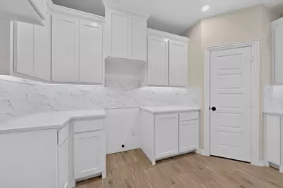 724 N Clements Street, Gainesville, TX 76240 - Photo 13