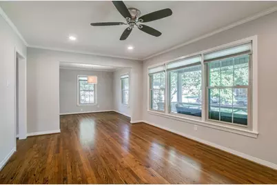 9210 San Fernando Way, Dallas, TX 75218 - Photo 5
