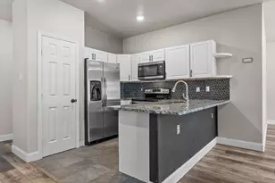 850 E Harvey Ave, Fort Worth, TX 76104 - Photo 5