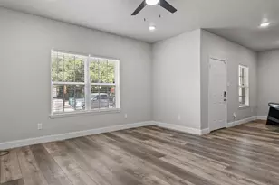 850 E Harvey Ave, Fort Worth, TX 76104 - Photo 7