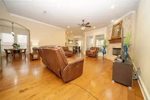 7913 Forest View Ct, North Richland Hills, TX 76182 - Photo 5