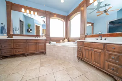 7913 Forest View Court, North Richland Hills, TX 76182 - Photo 27