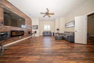 7913 Forest View Ct, North Richland Hills, TX 76182 - Photo 11