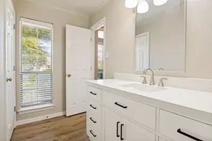 1708 Meadow Crest Ln, Mansfield, TX 76063 - Photo 13