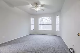 7025 Michael Dr, North Richland Hills, TX 76182 - Photo 13