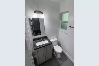514 NE 4th Street, Grand Prairie, TX 75050 - Photo 13