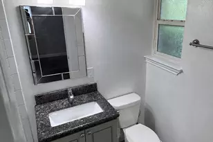 514 NE 4th St, Grand Prairie, TX 75050 - Photo 13