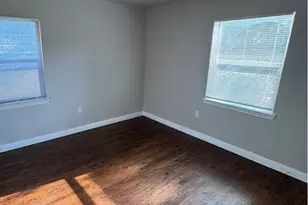 514 NE 4th St, Grand Prairie, TX 75050 - Photo 19