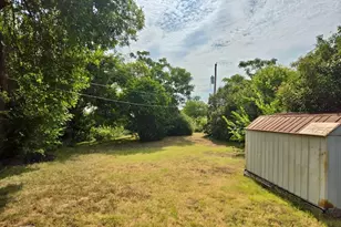 514 NE 4th St, Grand Prairie, TX 75050 - Photo 25
