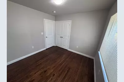 514 NE 4th Street, Grand Prairie, TX 75050 - Photo 17