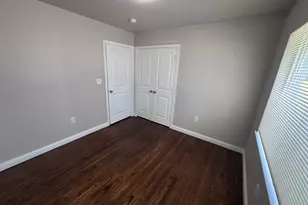 514 NE 4th St, Grand Prairie, TX 75050 - Photo 17