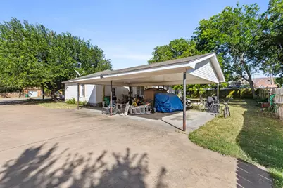 413 S Tyler Street, McGregor, TX 76657 - Photo 9