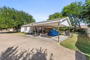 413 S Tyler St, McGregor, TX 76657 - Photo 9