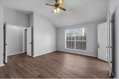 4244 Hathaway Drive, Grand Prairie, TX 75052 - Photo 11