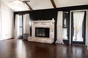 2405 Country Valley Rd, Garland, TX 75041 - Photo 3