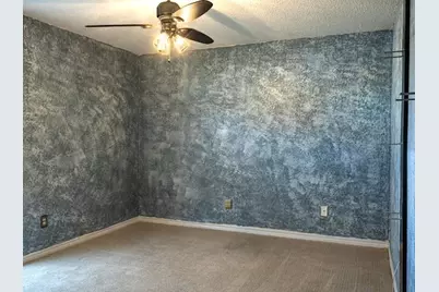 2405 Country Valley Road, Garland, TX 75041 - Photo 21