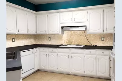 2405 Country Valley Road, Garland, TX 75041 - Photo 11