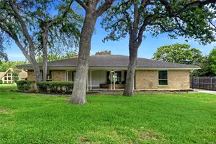 241 Timberlake Dr, Azle, TX 76020 - Photo 3