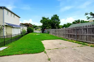 241 Timberlake Dr, Azle, TX 76020 - Photo 25