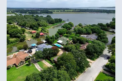 241 Timberlake Drive, Azle, TX 76020 - Photo 29