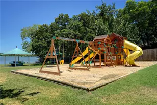 241 Timberlake Dr, Azle, TX 76020 - Photo 25